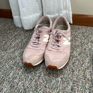 Women’s size 10.5 pink new balance shoes